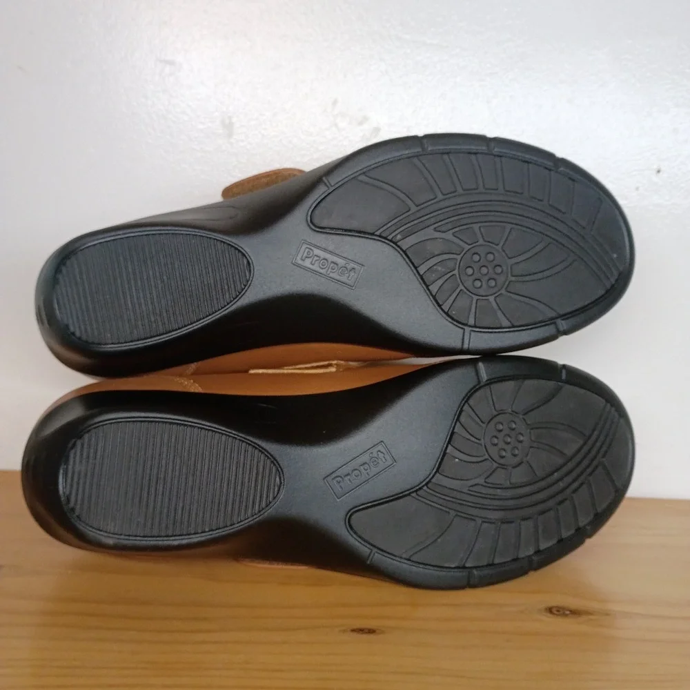 Propet Wallis Brown Leather Loafers Flats Shoes Women's Size 12 EE Comfort